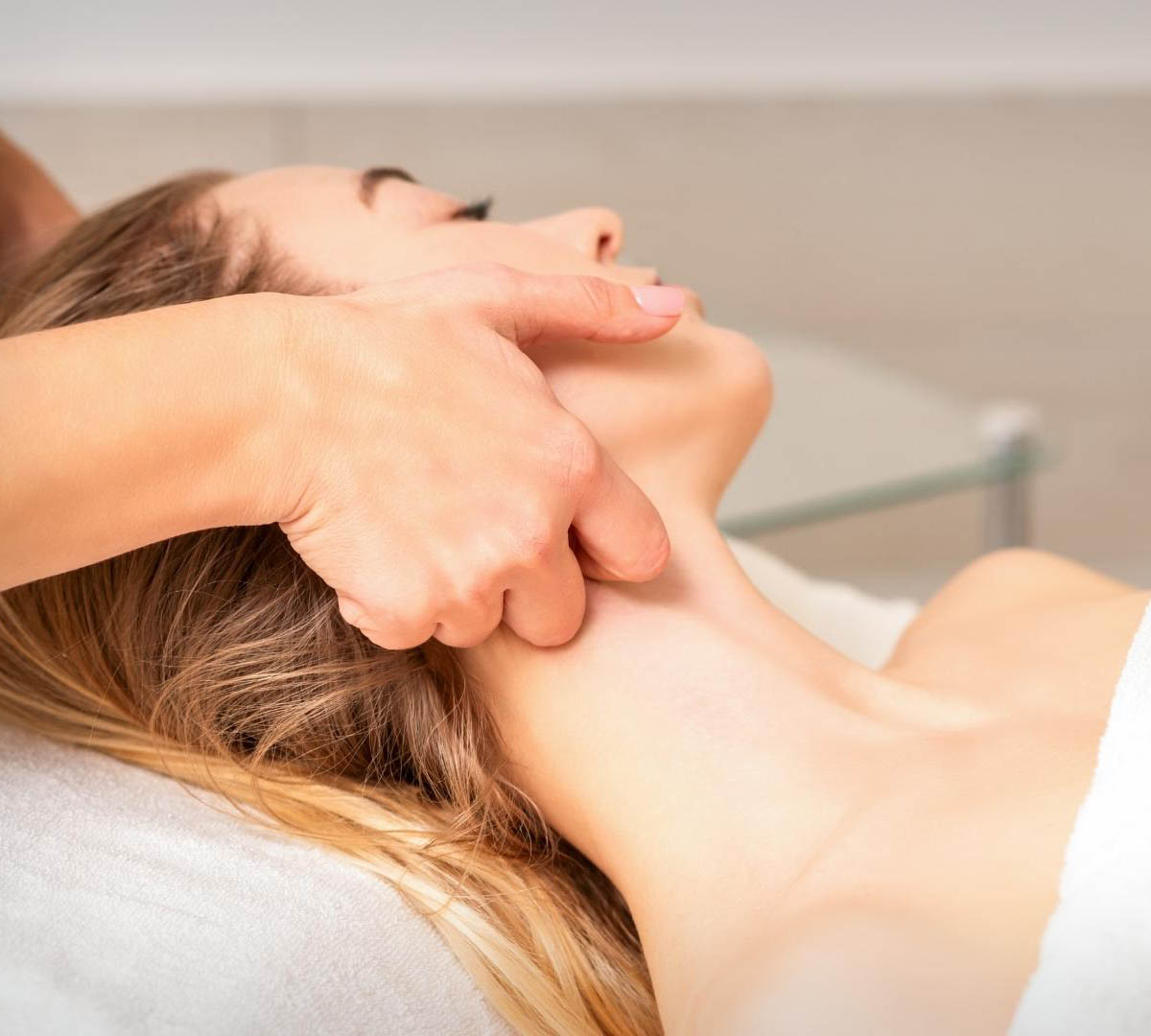 Swedish massage in Beverly Hills