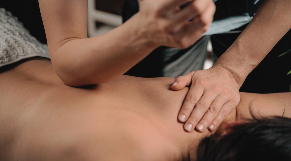 Deep tissue massage in Los Angeles