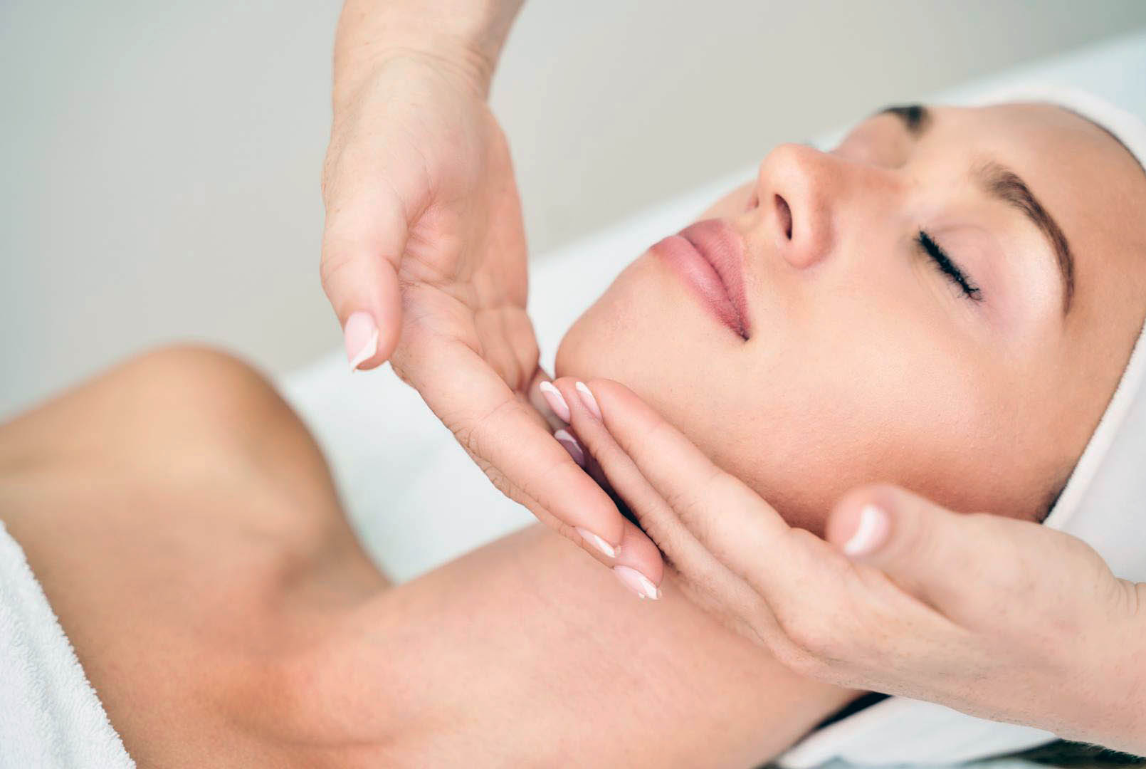 Face glow therapy Los Angeles